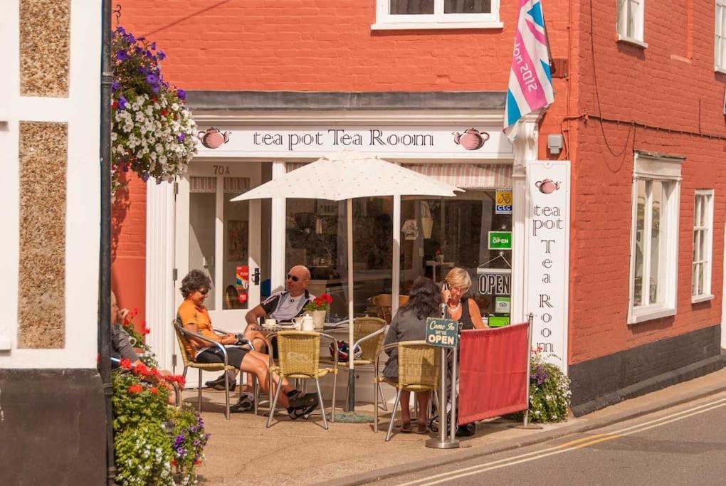 Wren Cottage, A Very Cosy Historic Coastal Cottage In A Pretty Little Village Wickham Market المظهر الخارجي الصورة