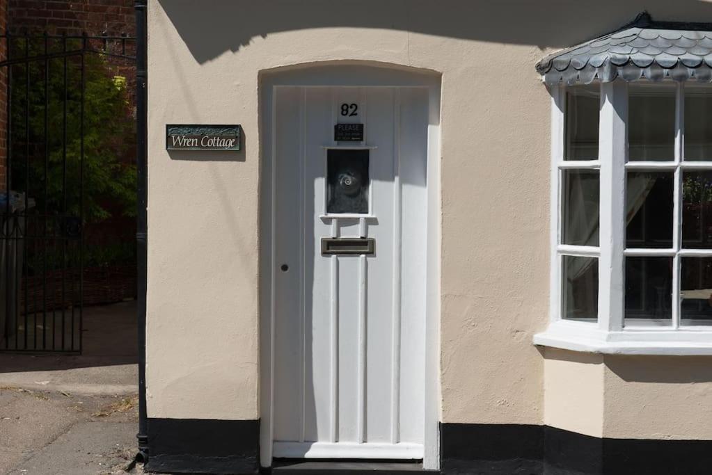 Wren Cottage, A Very Cosy Historic Coastal Cottage In A Pretty Little Village Wickham Market المظهر الخارجي الصورة
