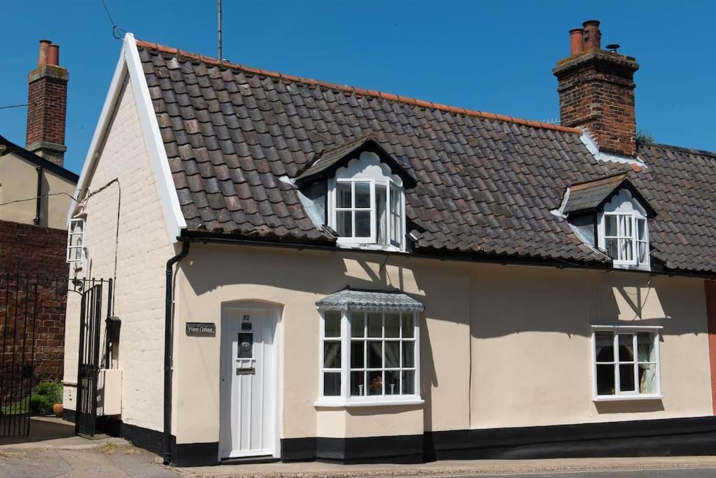 Wren Cottage, A Very Cosy Historic Coastal Cottage In A Pretty Little Village Wickham Market المظهر الخارجي الصورة